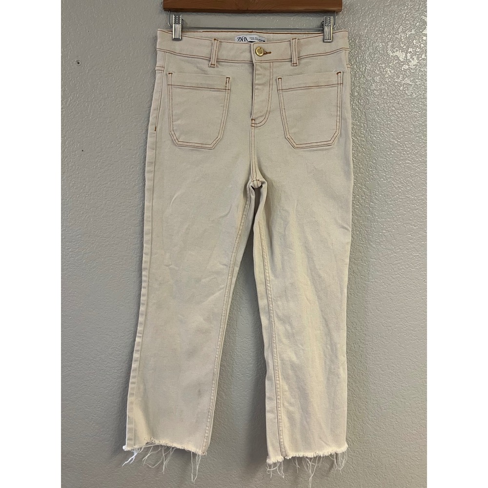 Zara Women Off White High Rise Straight Leg Jeans Contrast Stitch Raw Hem Size 8